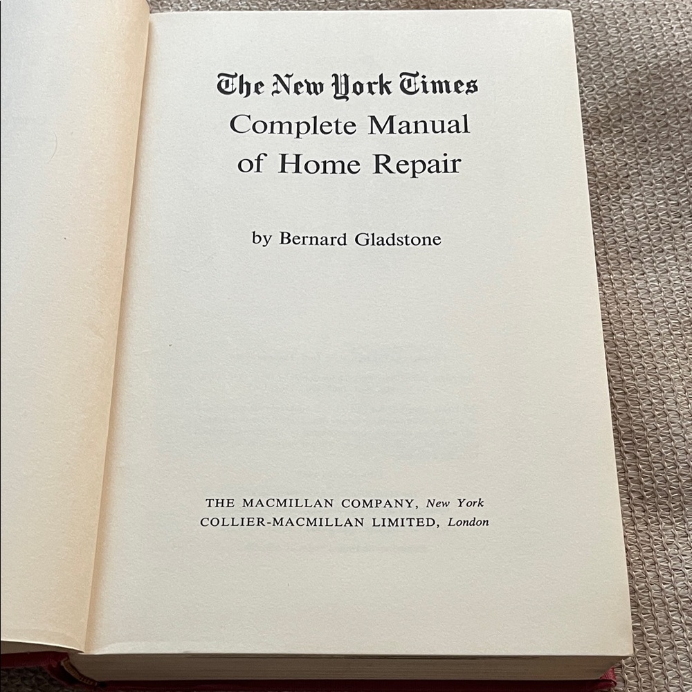 Home Repair Manual 1967 Near Mint
438 pages complete